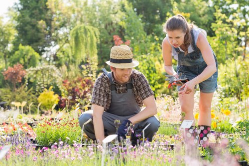 Complaint handling process for a gardening service
